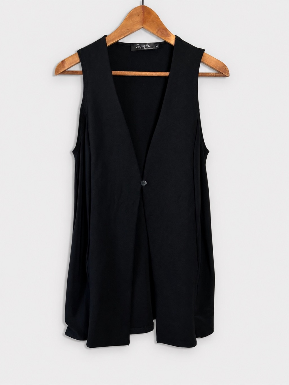 Sympli Black Size 6 Sleeveless Vest Slinky Stretch Front Button Side Zip Stretch